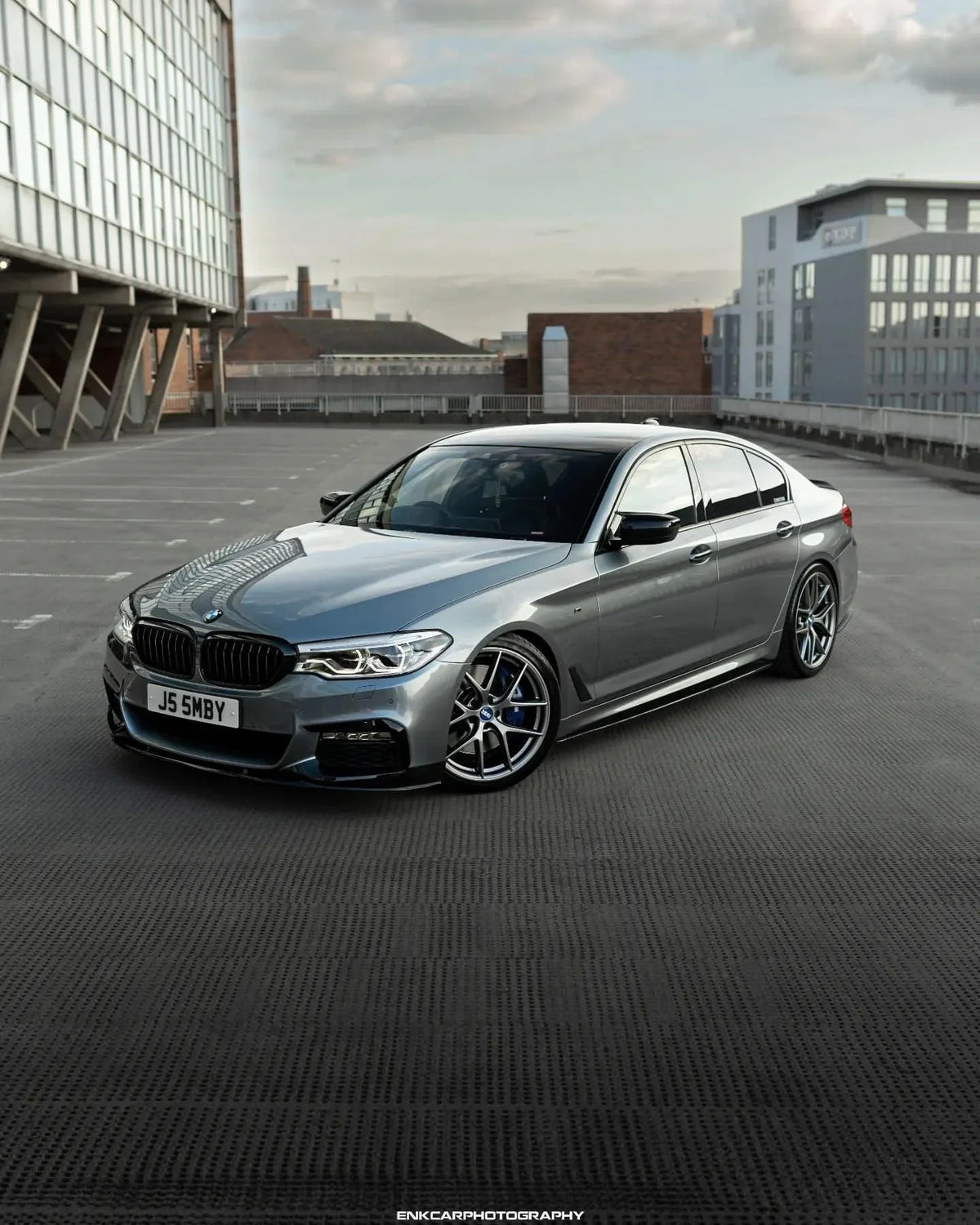 Upgrade your 2017+ BMW G30 5 Series with premium carbon fiber parts and performance accessories from Bimmer Source. Shop front lips, rear spoilers, diffusers, and other high-quality G30 aftermarket upgrades for enhanced style and performance.