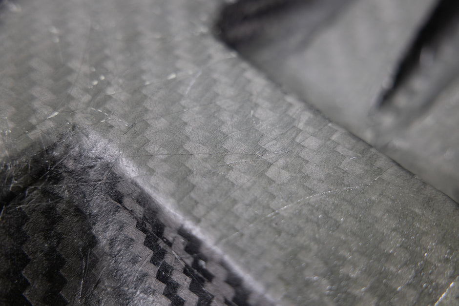 G80 CARBON FIBER ENGINE COVER - ARM Motorsports