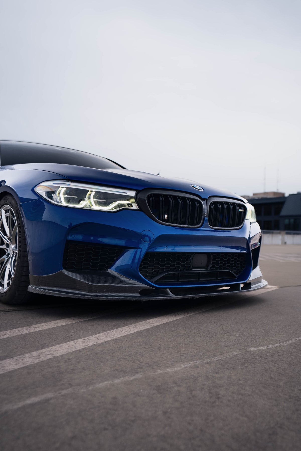 3D Style Carbon Fiber Front Lip - BMW F90 M5