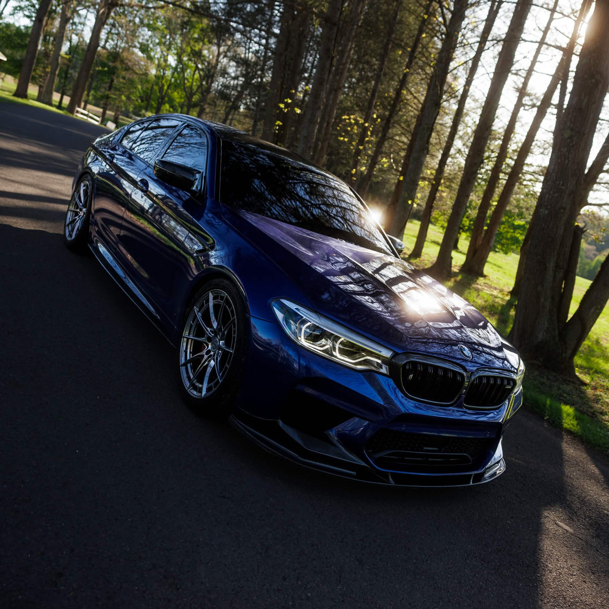 3D Style Carbon Fiber Front Lip - BMW F90 M5