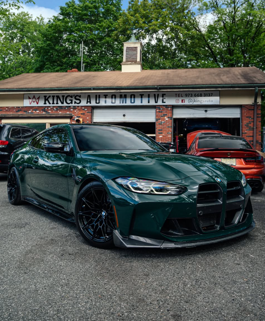 V Style Dry Carbon Fiber Front Grille - G80 M3 / G82 M4