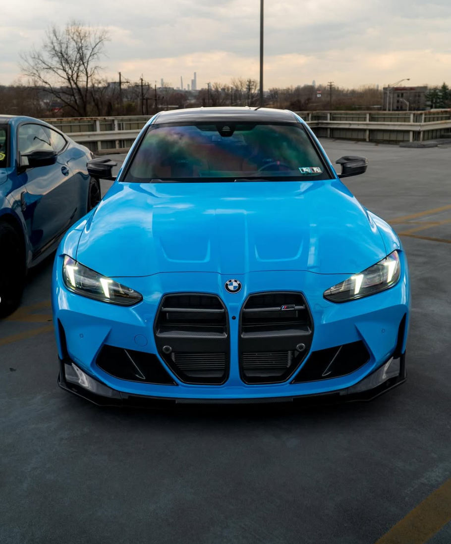 V Style Dry Carbon Fiber Front Grille - G80 M3 / G82 M4